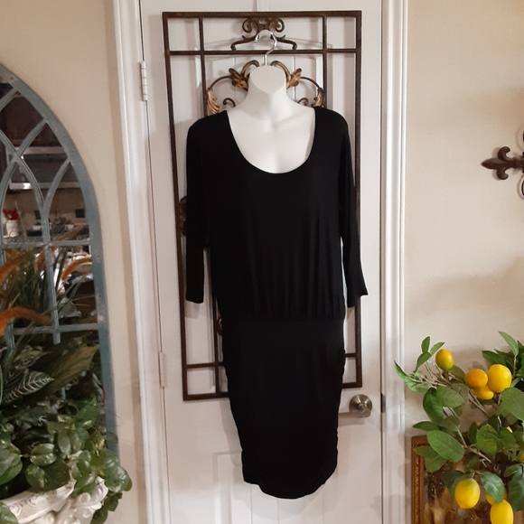 VENUS Drop Waist Roushed Bottom LBD Scoop Neck Size Small Rayon Blend - Picture 1 of 9